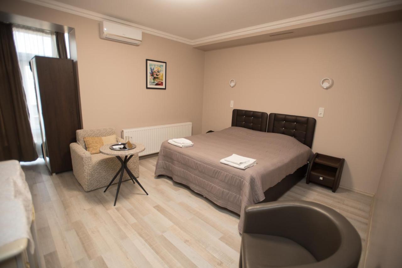 Altin Palace Comrat Luaran gambar