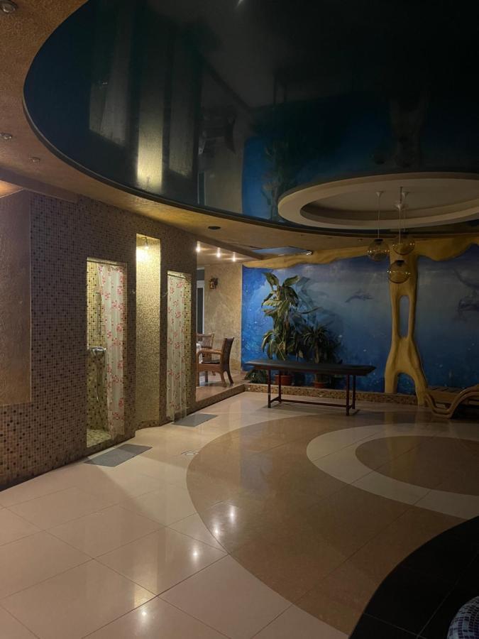 Altin Palace Comrat Luaran gambar